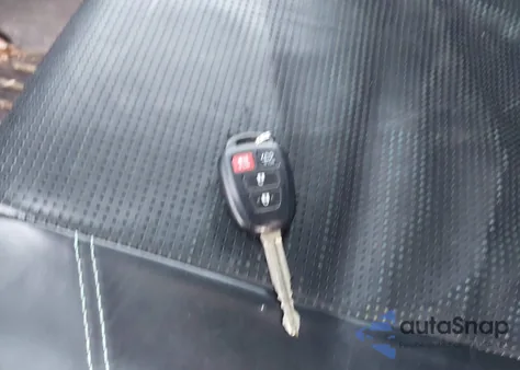 2014 Toyota Highlander Le Plus V6 из США, поврежденный, VIN 5TDBKRFHXES056097